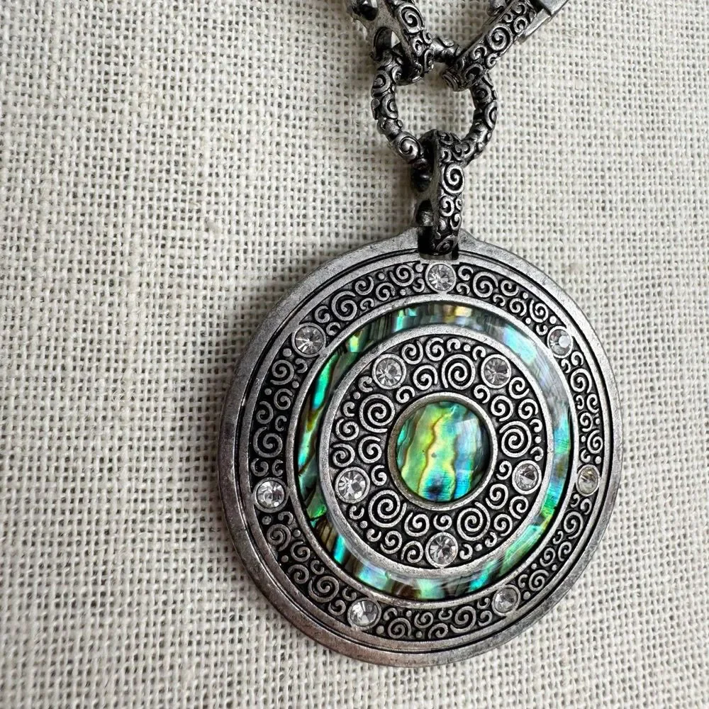 Lia Sophia  DREAM GIRL  Genuine Abalone & Cut Crystals Bohemian Necklace 20-23”
